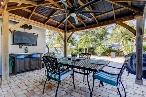 2686 Clubhouse Drive S Clearwater FL 33761