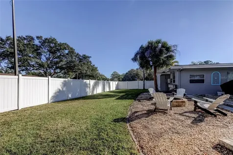 2686 Clubhouse Drive S Clearwater FL 33761