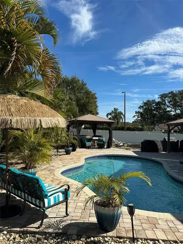 2686 Clubhouse Drive S Clearwater FL 33761
