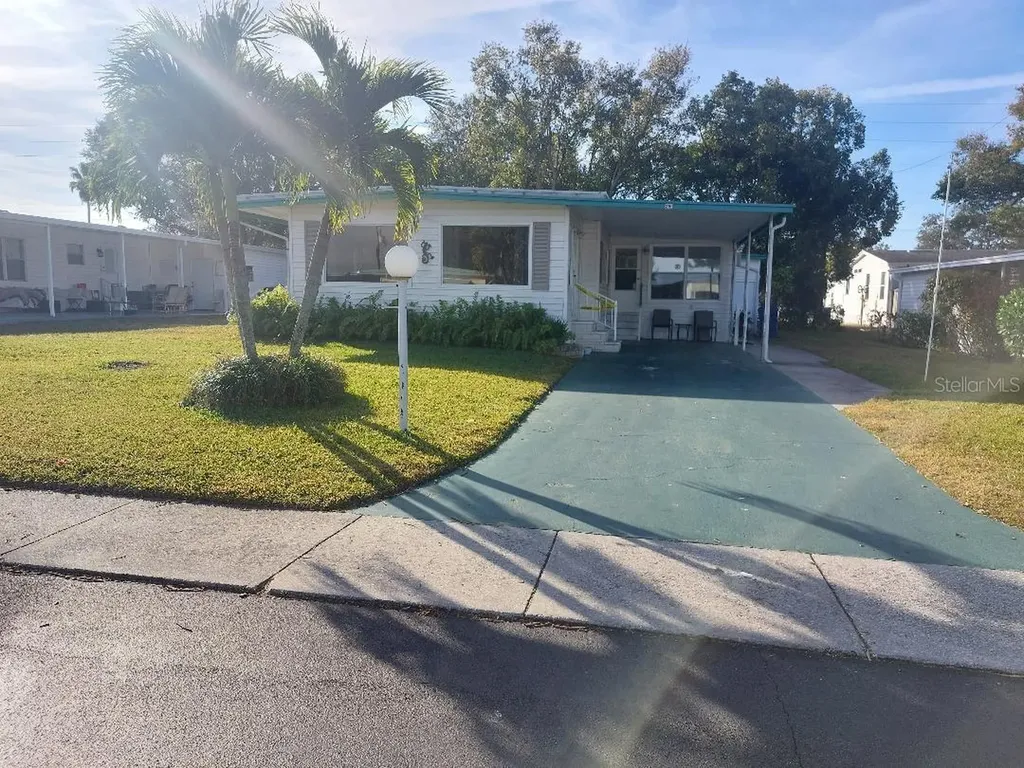 216 Independence Avenue Palm Harbor FL 34684