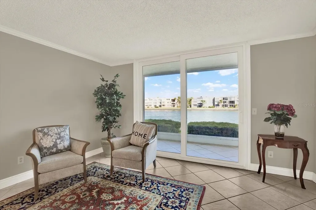 7625 Sun Island Drive S South Pasadena FL 33707