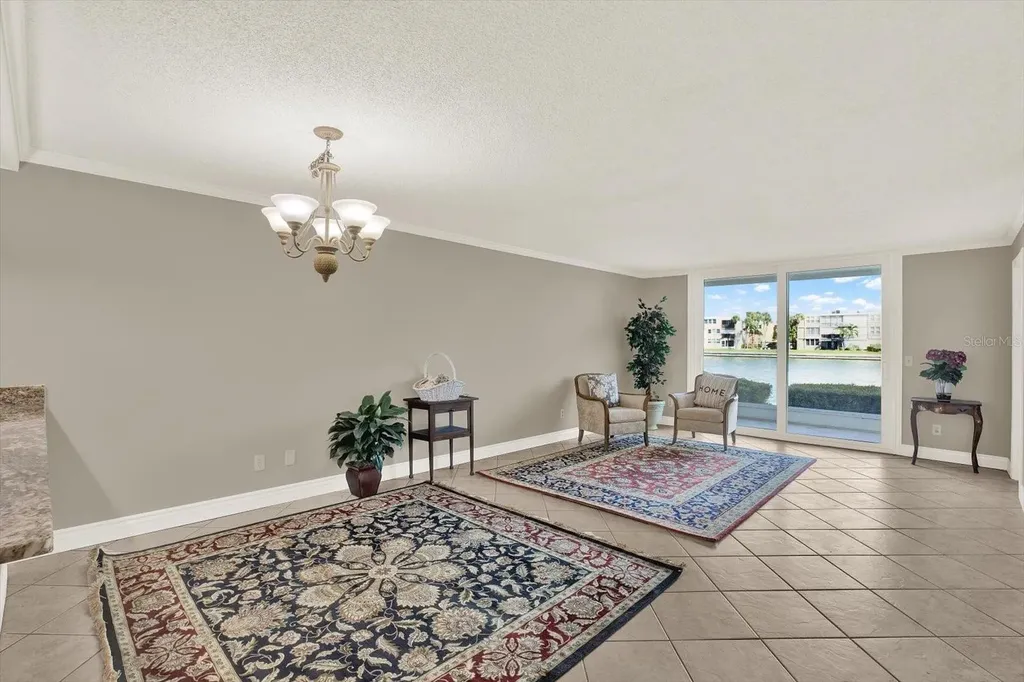 7625 Sun Island Drive S South Pasadena FL 33707