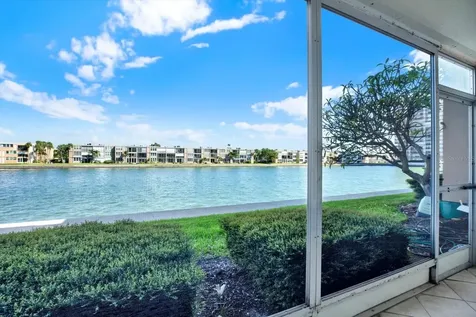 7625 Sun Island Drive S South Pasadena FL 33707