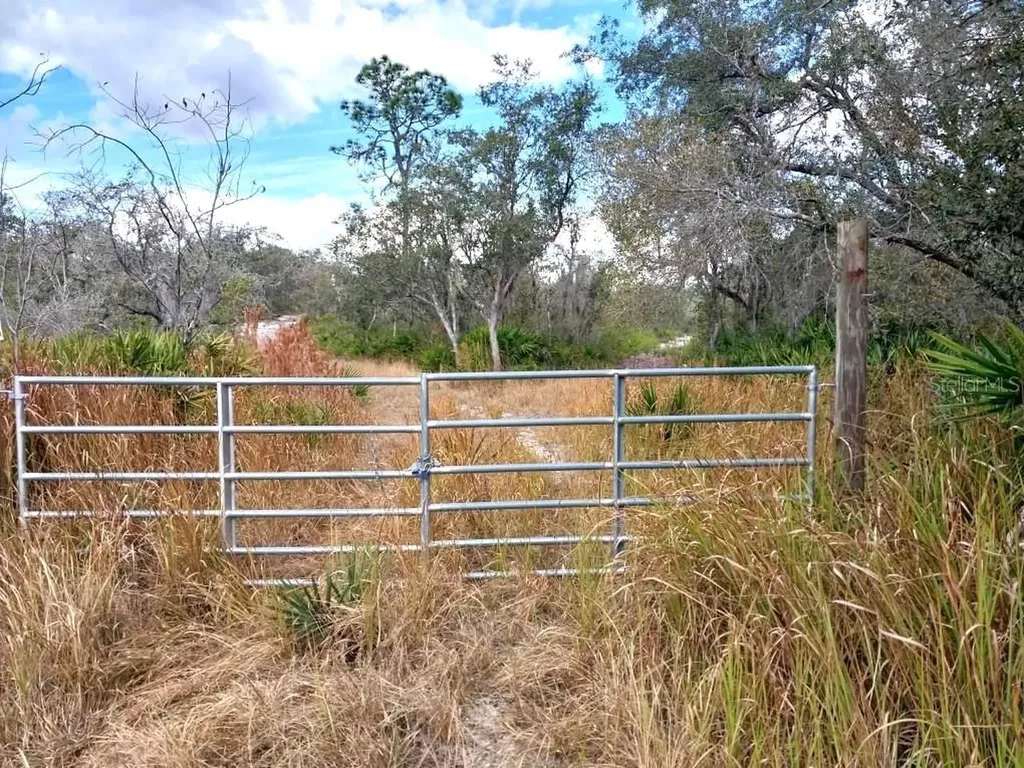 701 Gopher Trail Frostproof FL 33843