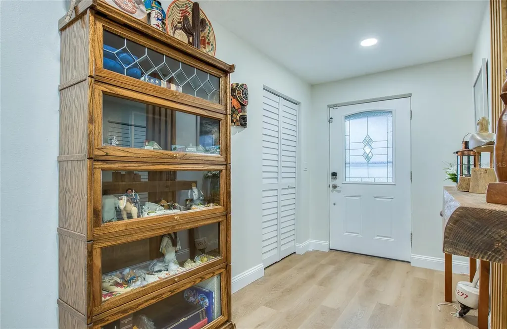 625 Folsom Street S St Petersburg FL 33707