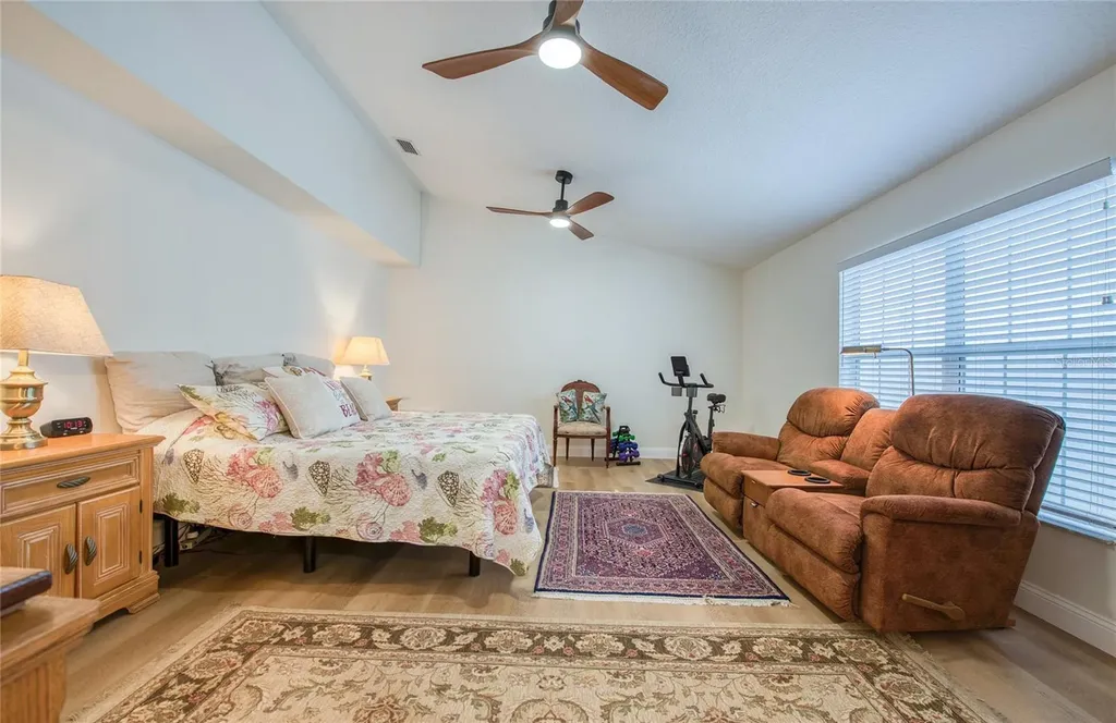 625 Folsom Street S St Petersburg FL 33707