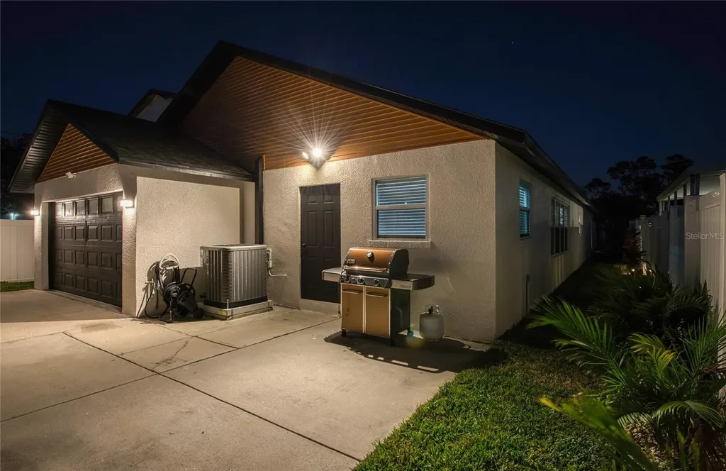 625 Folsom Street S St Petersburg FL 33707