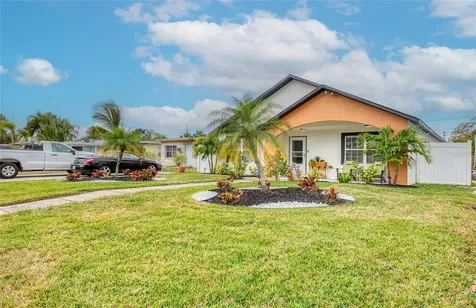 625 Folsom Street S St Petersburg FL 33707