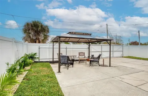 625 Folsom Street S St Petersburg FL 33707