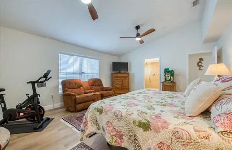 625 Folsom Street S St Petersburg FL 33707