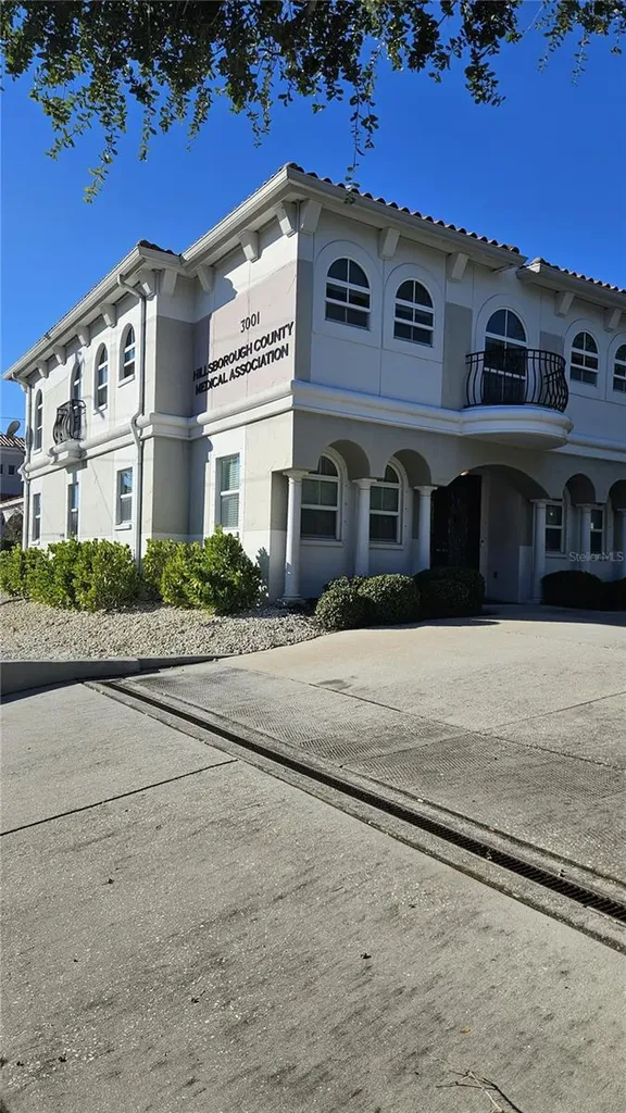 3001 W Azeele Street Tampa FL 33609
