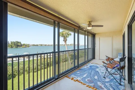 458 Bouchelle Drive New Smyrna Beach FL 32169