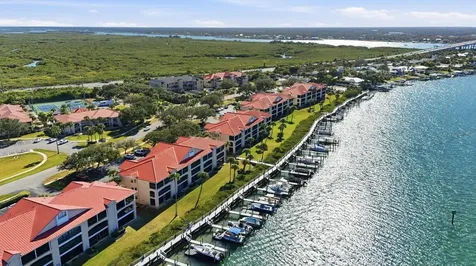 458 Bouchelle Drive New Smyrna Beach FL 32169