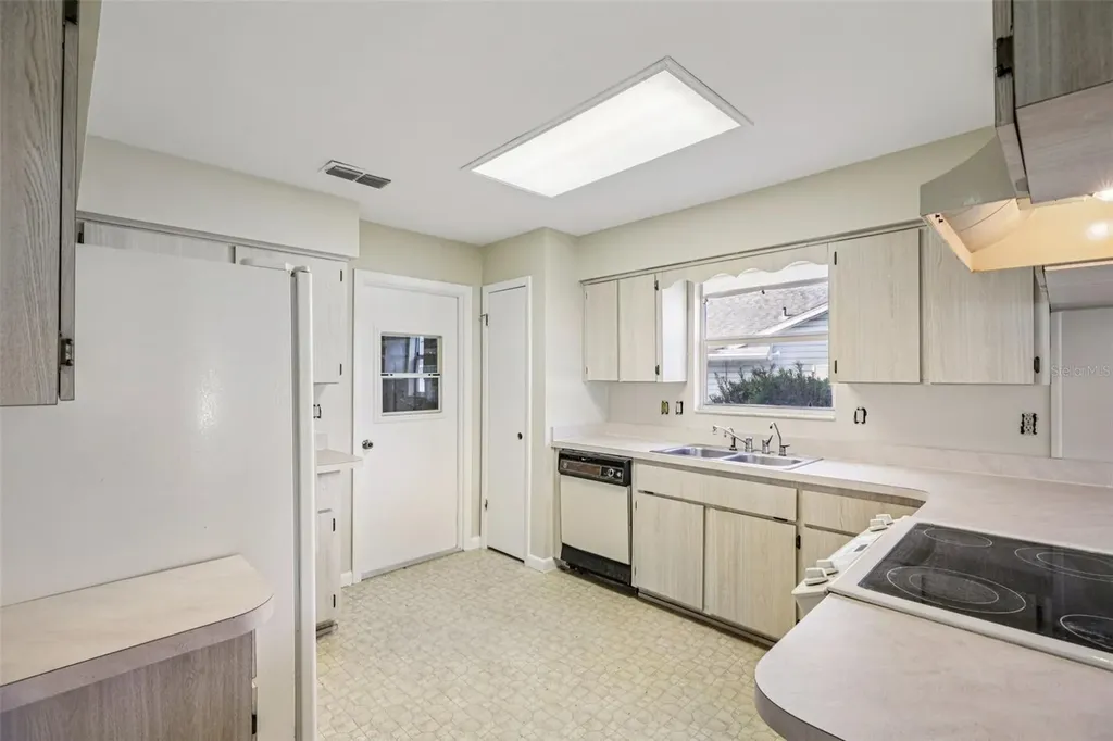 510 Galloway Court Leesburg FL 34788