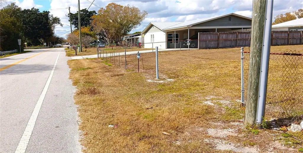 3431 SE 28th Street Okeechobee FL 34974