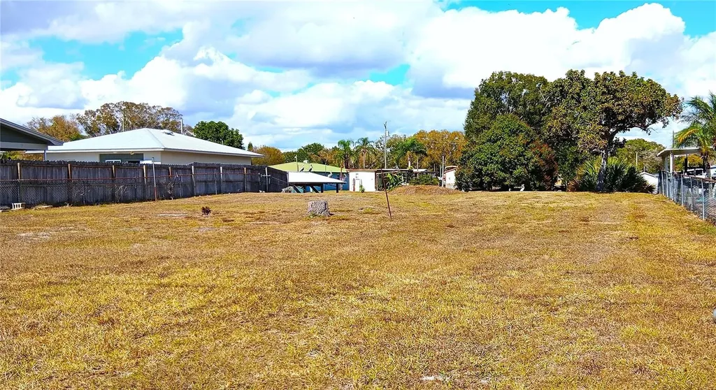 3431 SE 28th Street Okeechobee FL 34974