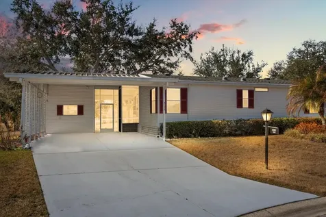 4122 Myrtle Oak Court Zellwood FL 32798