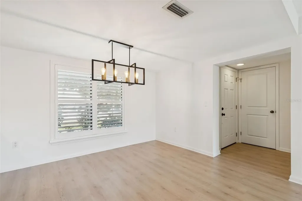 2473 Kingfisher Lane Clearwater FL 33762