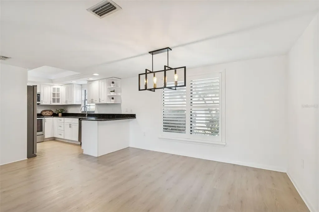2473 Kingfisher Lane Clearwater FL 33762