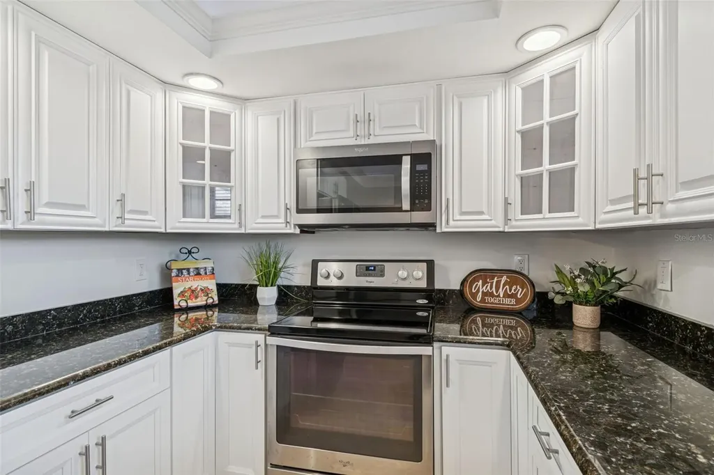2473 Kingfisher Lane Clearwater FL 33762