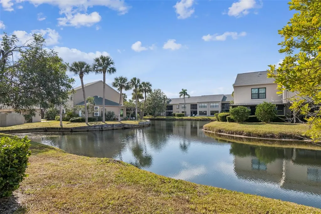 2473 Kingfisher Lane Clearwater FL 33762