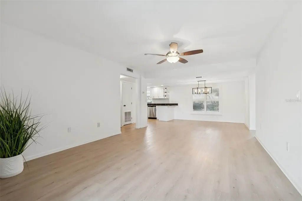 2473 Kingfisher Lane Clearwater FL 33762