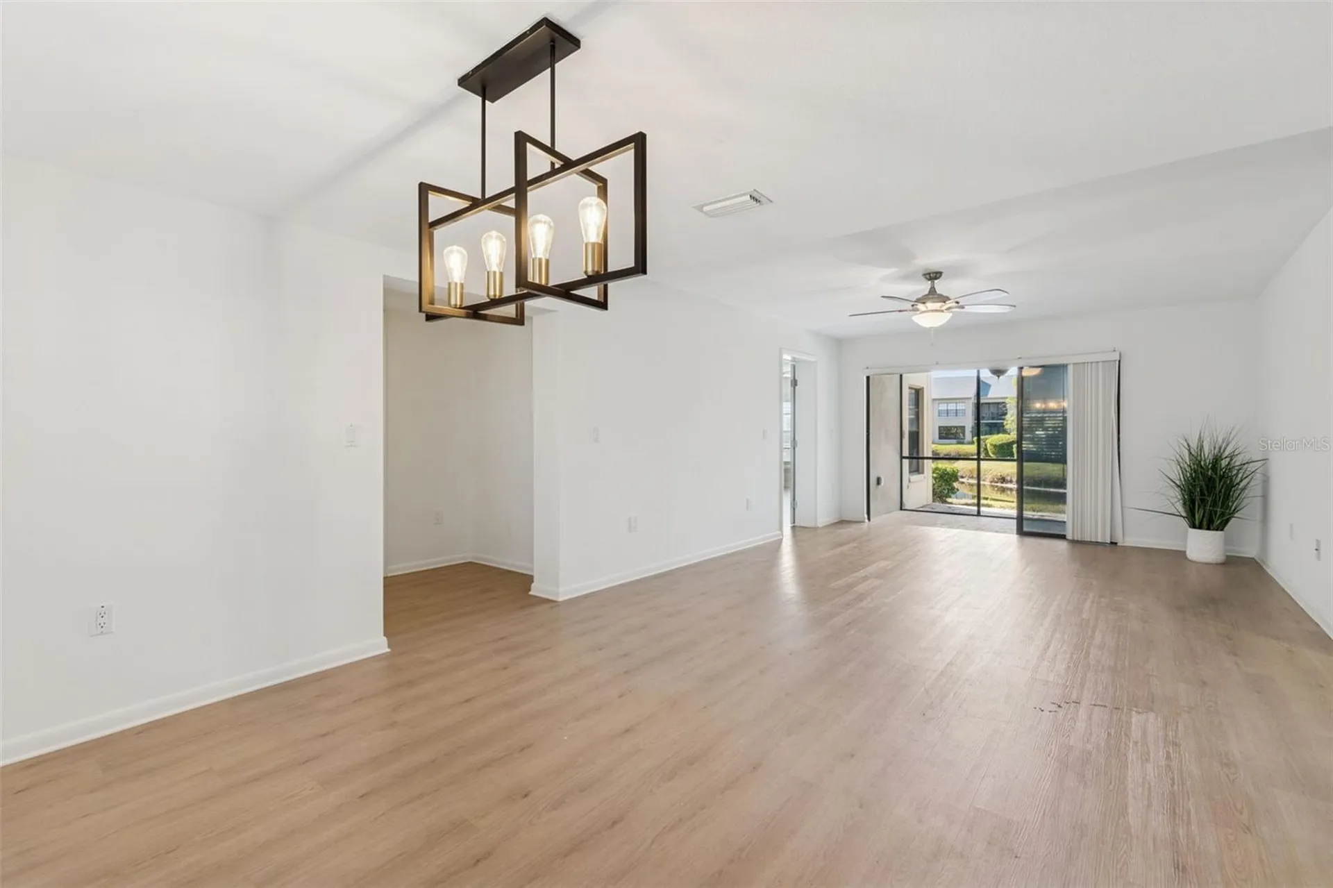 2473 Kingfisher Lane Clearwater FL 33762