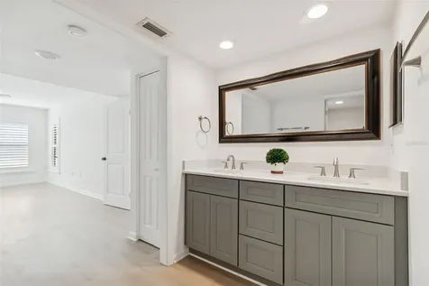 2473 Kingfisher Lane Clearwater FL 33762