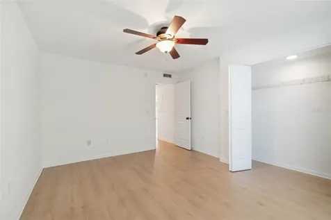 2473 Kingfisher Lane Clearwater FL 33762