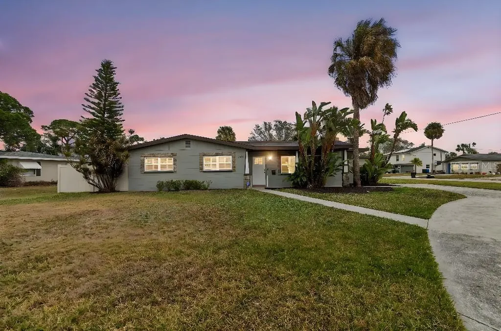 4601 Venetian Boulevard NE St Petersburg FL 33703
