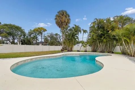 4601 Venetian Boulevard NE St Petersburg FL 33703