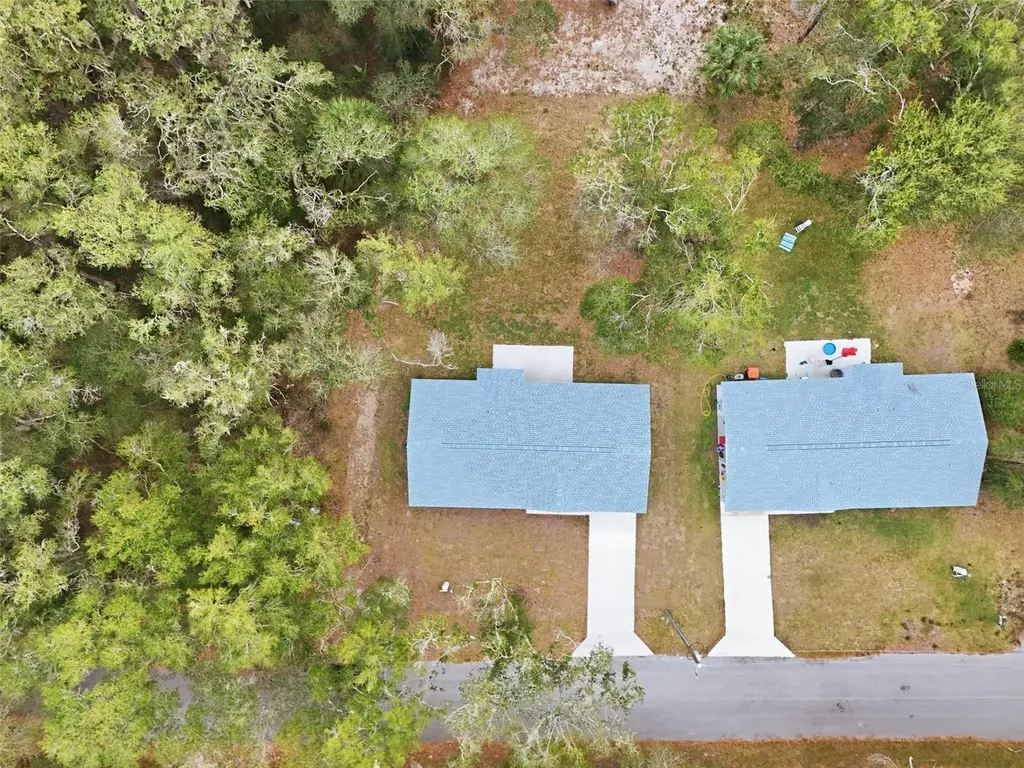 16450 SE 57th Place Ocklawaha FL 32179