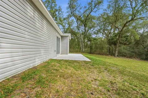 16450 SE 57th Place Ocklawaha FL 32179