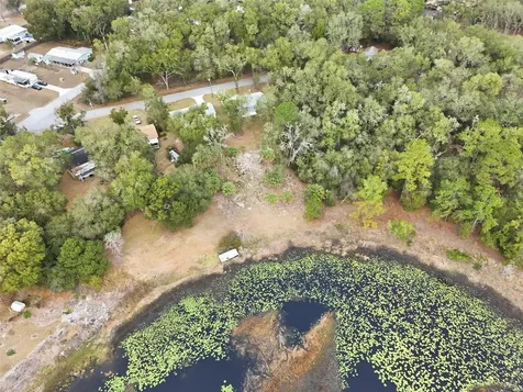 16450 SE 57th Place Ocklawaha FL 32179