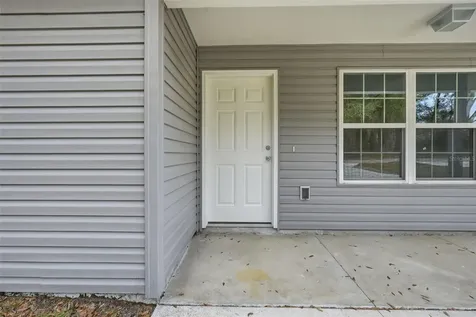 16450 SE 57th Place Ocklawaha FL 32179