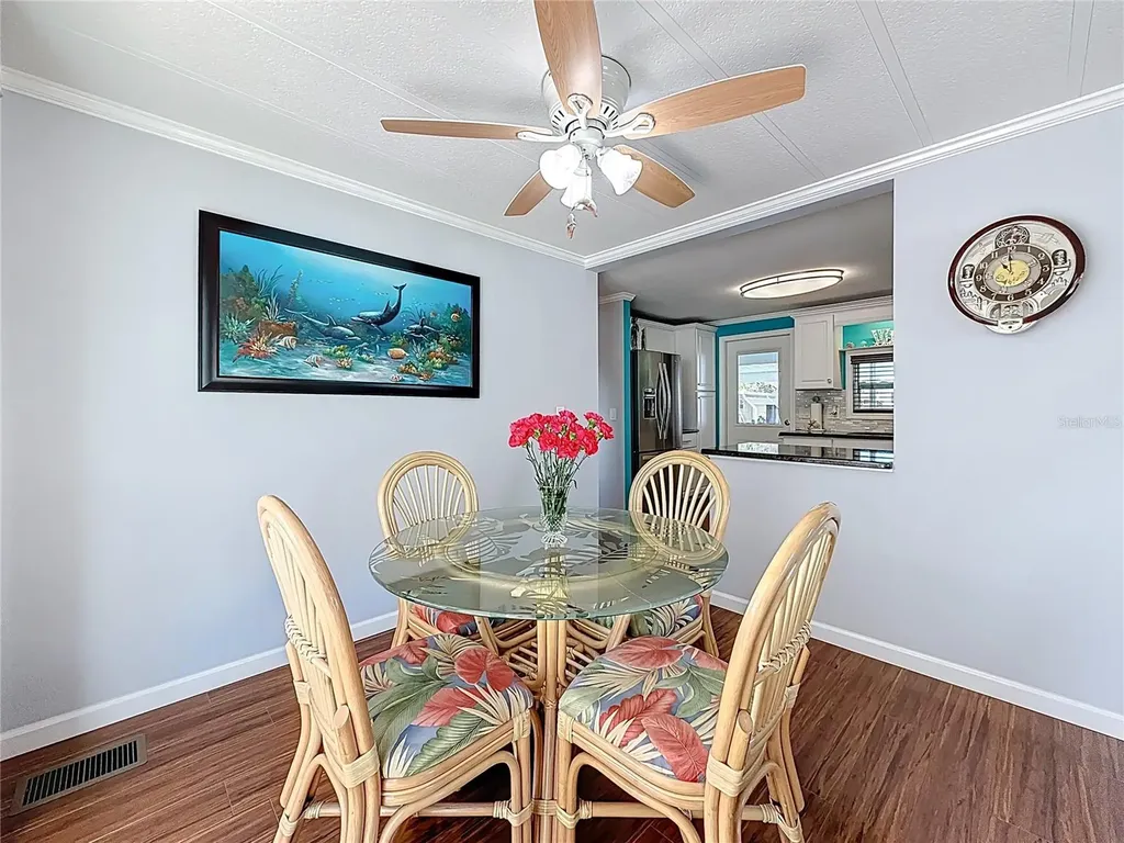 7880 54th Avenue N St Petersburg FL 33709