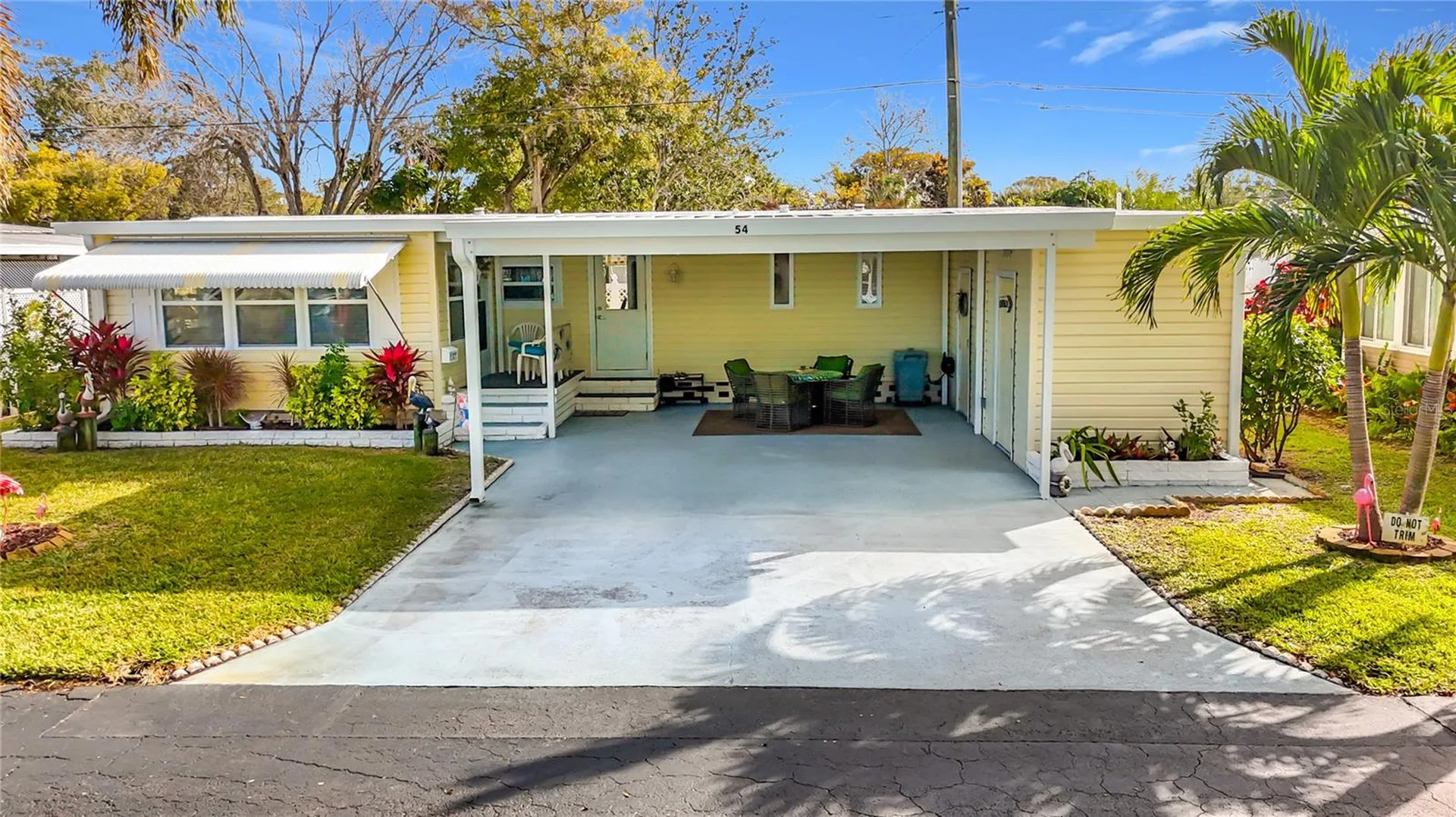 7880 54th Avenue N St Petersburg FL 33709