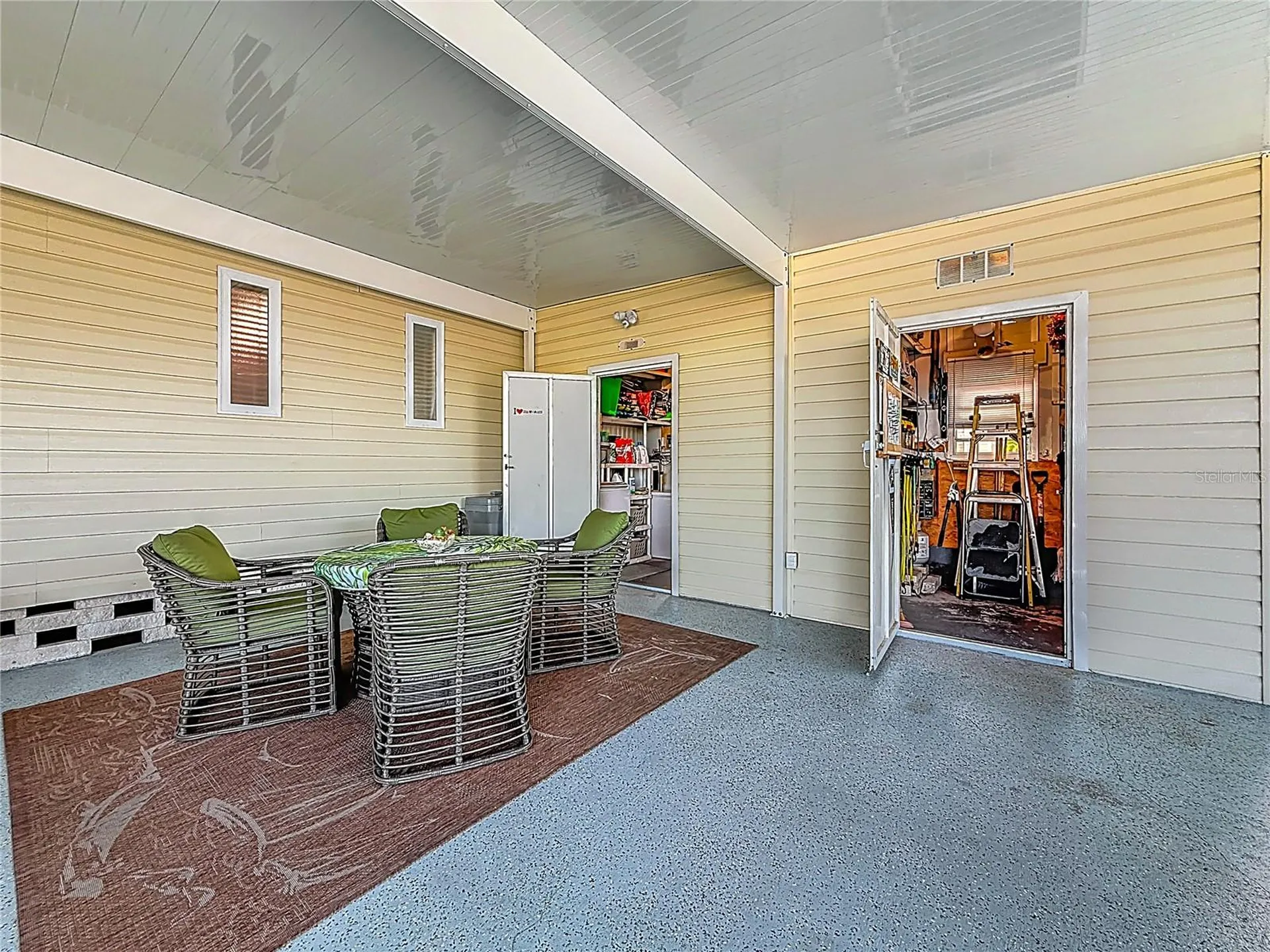 7880 54th Avenue N St Petersburg FL 33709