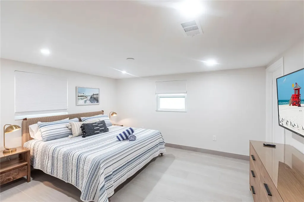6154 Midnight Pass Road Sarasota FL 34242