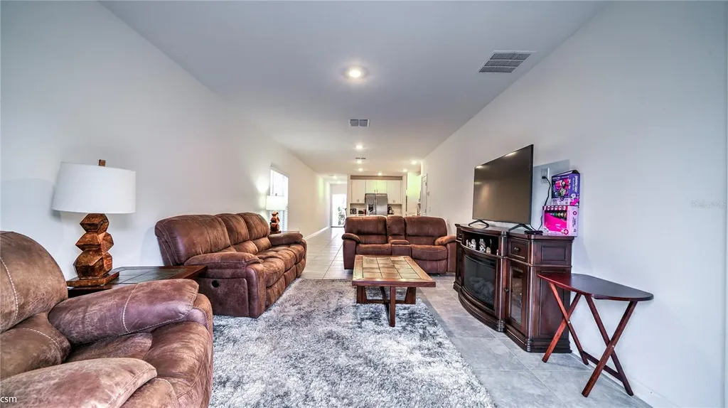 1760 White Water Court Davenport FL 33837