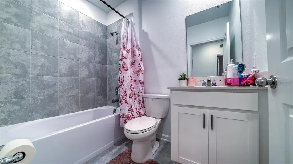 1760 White Water Court Davenport FL 33837
