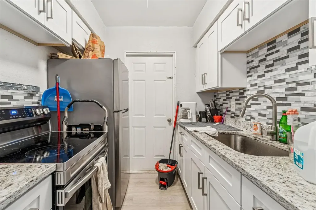 610 16th Avenue S St Petersburg FL 33701