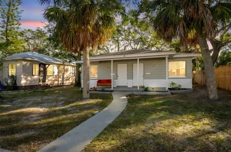 610 16th Avenue S St Petersburg FL 33701