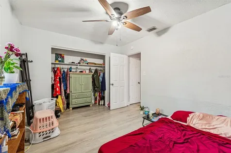 610 16th Avenue S St Petersburg FL 33701
