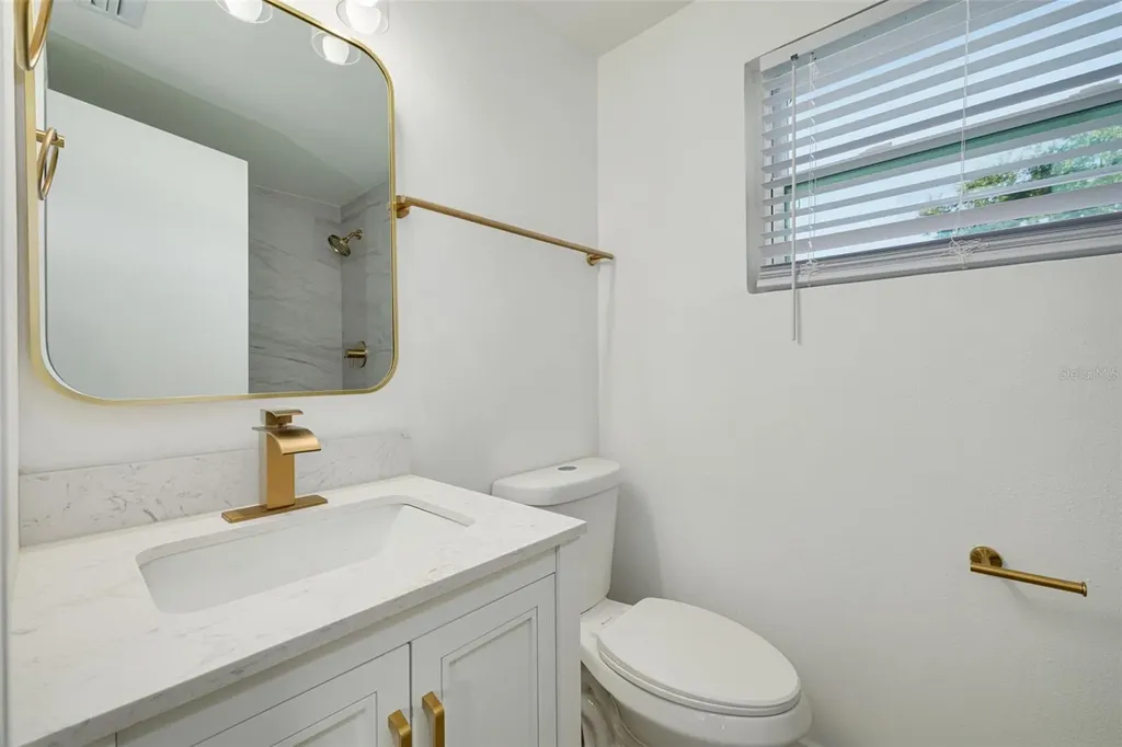 6103 6th Avenue N St Petersburg FL 33710