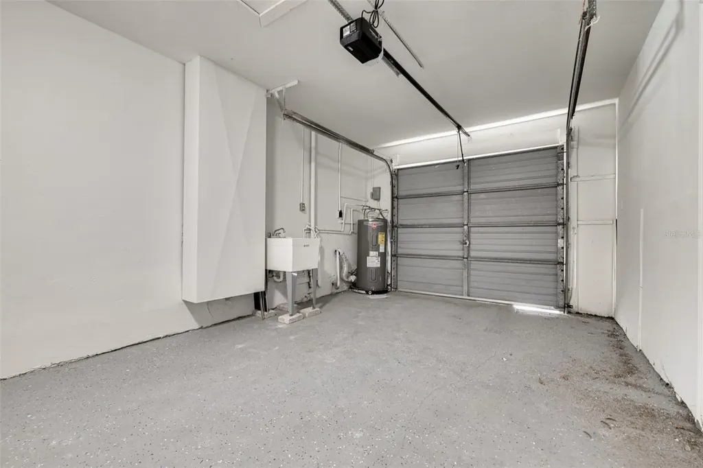 6103 6th Avenue N St Petersburg FL 33710