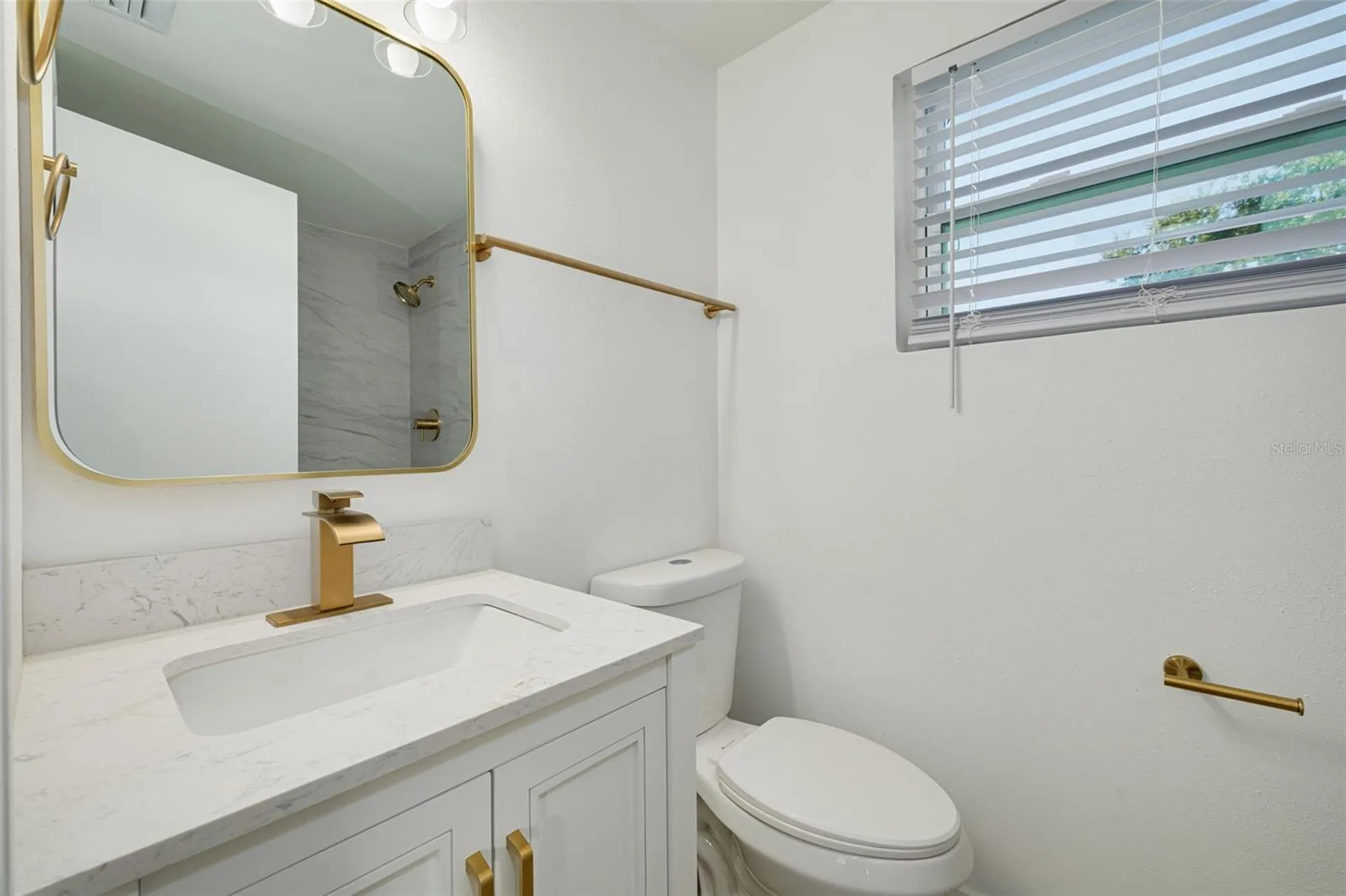 6103 6th Avenue N St Petersburg FL 33710