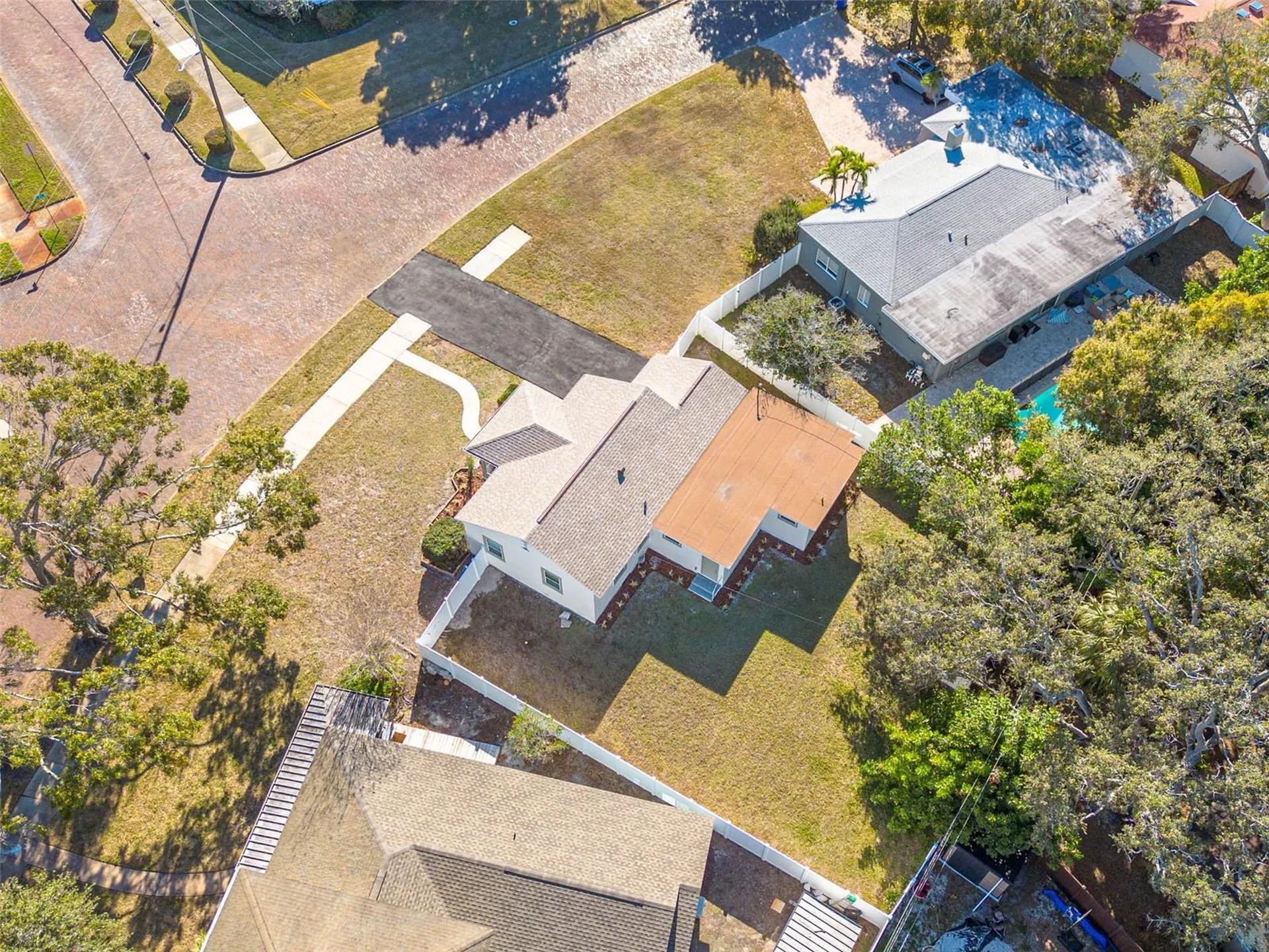 6103 6th Avenue N St Petersburg FL 33710