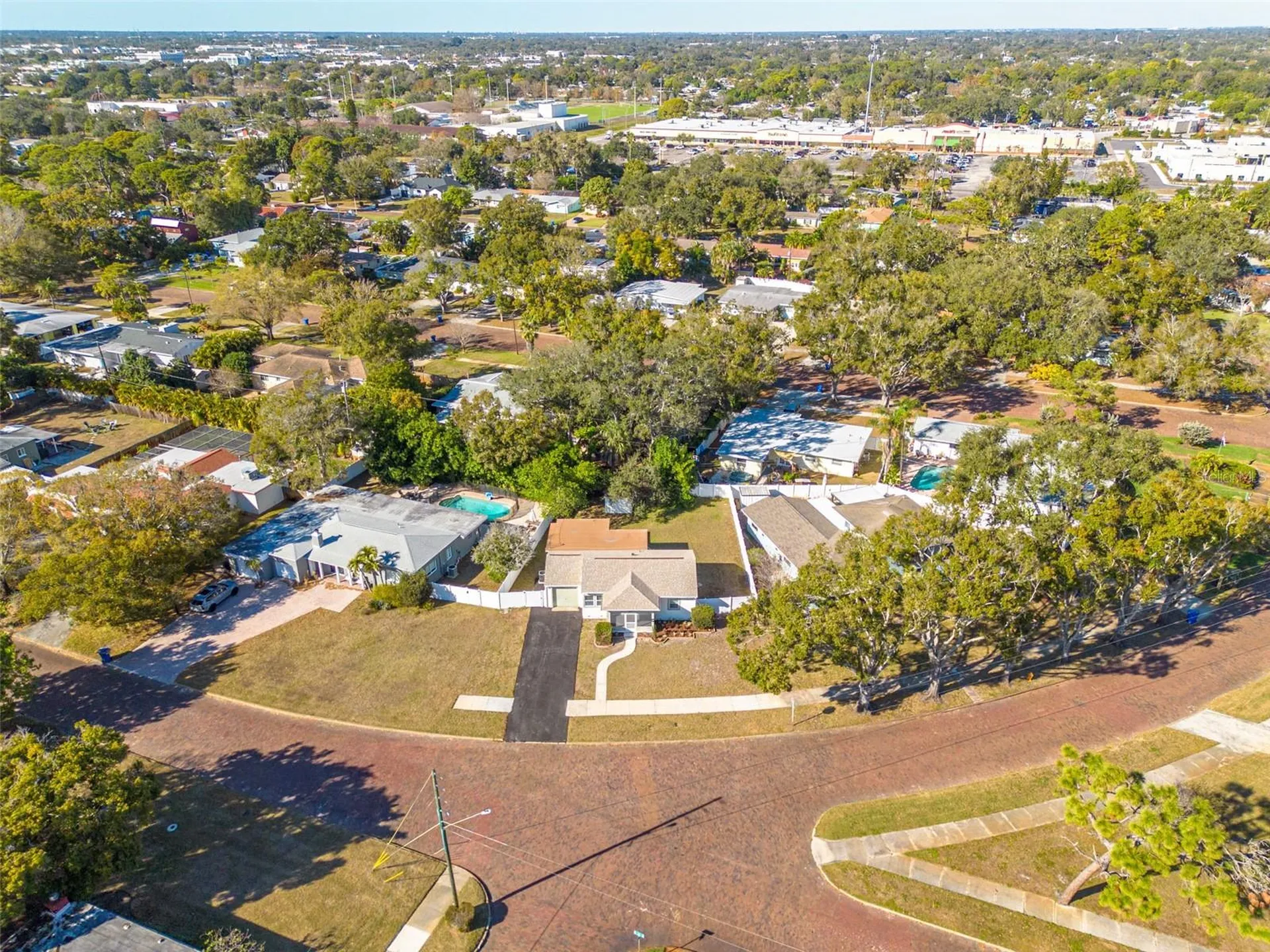 6103 6th Avenue N St Petersburg FL 33710