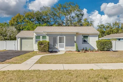 6103 6th Avenue N St Petersburg FL 33710